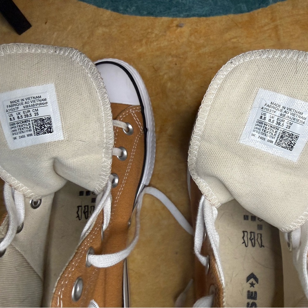 Converse High-Top Sneakers in mustard yellow/orange and White platform - Picture 6 of 8